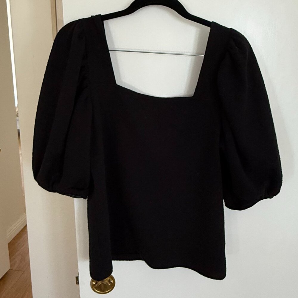 a new day Cute Black Top with Puffy Sleeves Sz Medium